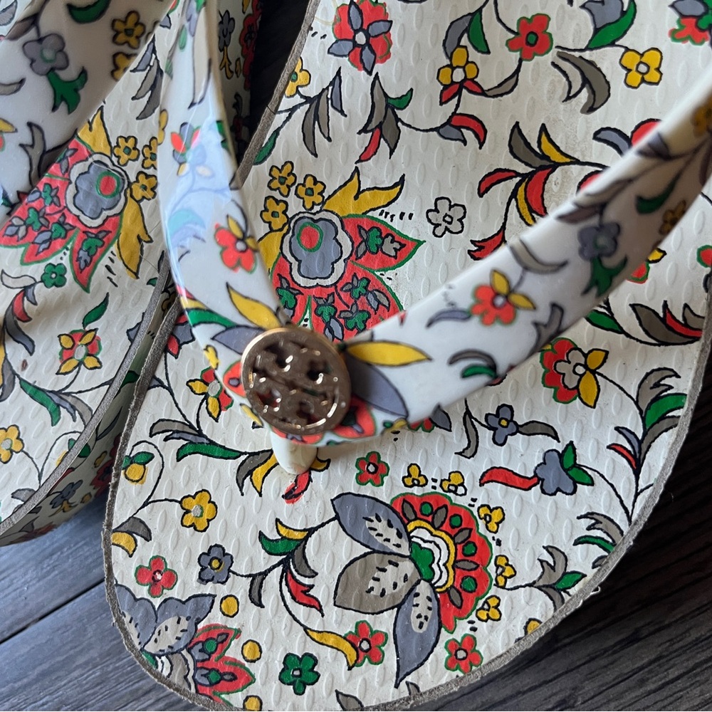 Tory Burch flip flop